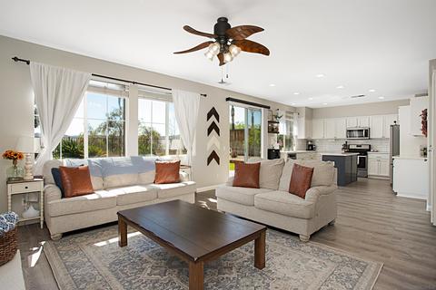 1091 Greenway Rd, Oceanside, CA 92057 photo 10