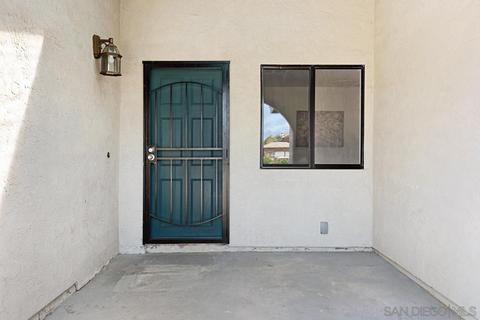 710 Hillward St, Escondido, CA 92027 photo 3