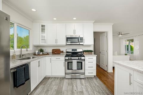 8130 Laird St, La Mesa, CA 91942 photo 4