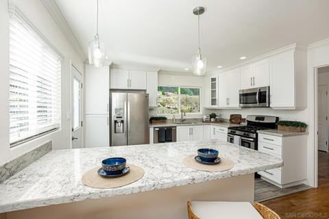 8130 Laird St, La Mesa, CA 91942 photo 5