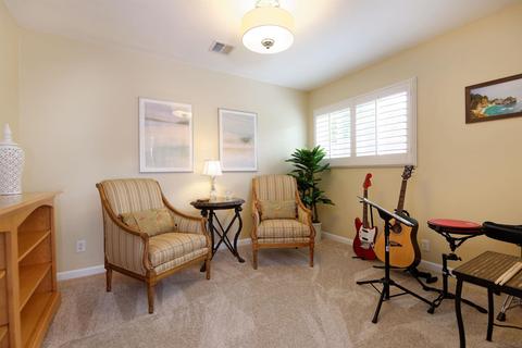 8855 Robin Hood Ln, San Diego, CA 92037 photo 13