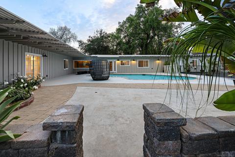 1933 Lejos Dr, Escondido, CA 92025 photo 24