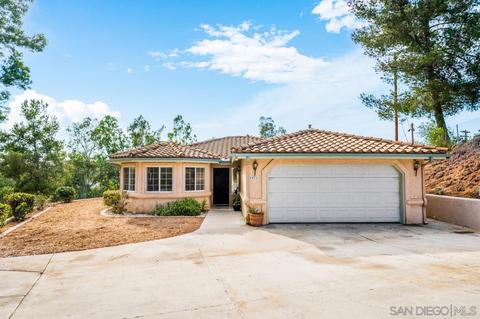 1071 Overbrook Ln, Fallbrook, CA 92028 photo 1