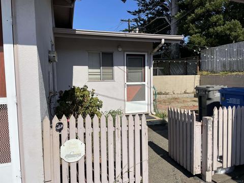 962 Marina St, Morro Bay, CA 93442 photo 2