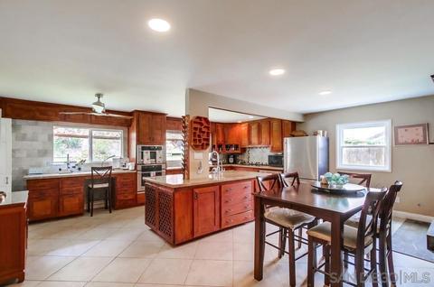 360 Dewane Dr, El Cajon, CA 92020 photo 12