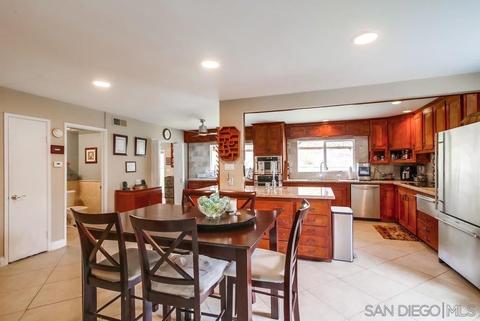 360 Dewane Dr, El Cajon, CA 92020 photo 10