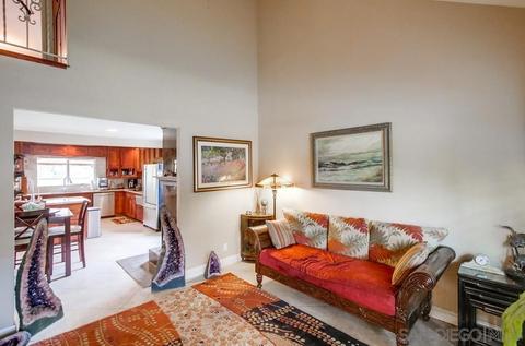 360 Dewane Dr, El Cajon, CA 92020 photo 8