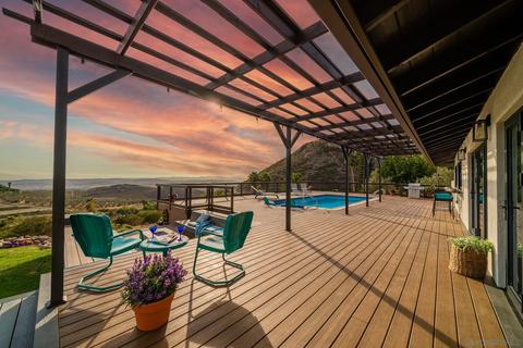 1647 Sleeping Indian Rd, Fallbrook, CA 92028 photo 1
