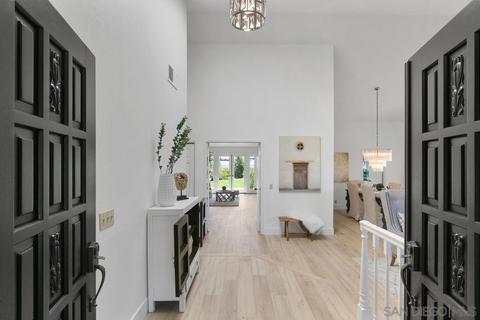 3662 Lago Sereno, Escondido, CA 92029 photo 2