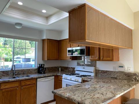 32035 Corte Cardin, Temecula, CA 92592 photo 9
