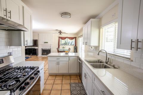 2585 Felicita Rd, Escondido, CA 92029 photo 10