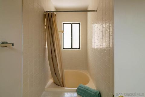 2374 Caringa Way UNIT D, Carlsbad, CA 92009 photo 19