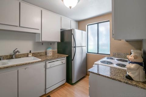 2374 Caringa Way UNIT D, Carlsbad, CA 92009 photo 3