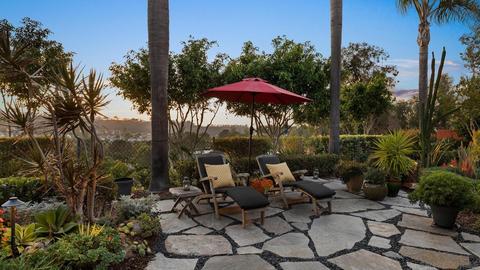 1462 Vanessa Cir, Encinitas, CA 92024 photo 2