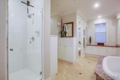 7535 Circulo Sequoia, Carlsbad, CA 92009 photo 31