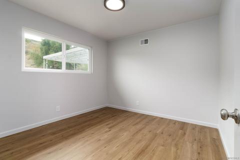 1129 Myra Ave, Chula Vista, CA 91911 photo 16