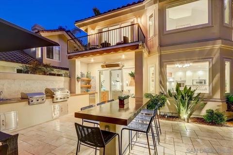 2900 Wintergreen Dr, Carlsbad, CA 92008 photo 5