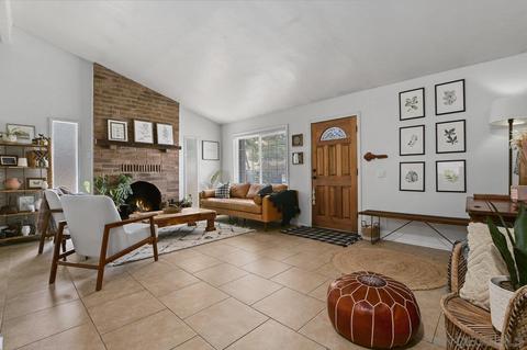138 Brett Pl, Escondido, CA 92027 photo 4