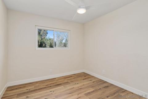 986 Phillips St, Vista, CA 92083 photo 20