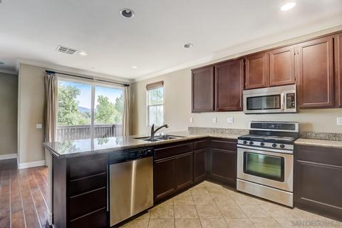 10185 Leavesly Trl, Santee, CA 92071 photo 17