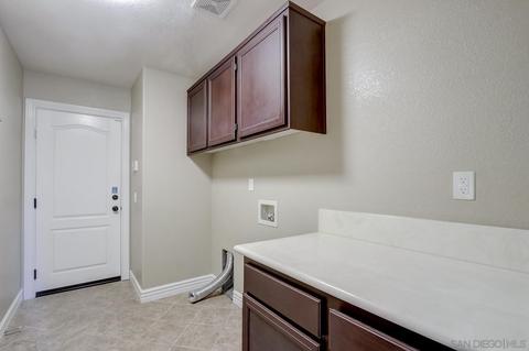 10185 Leavesly Trl, Santee, CA 92071 photo 25