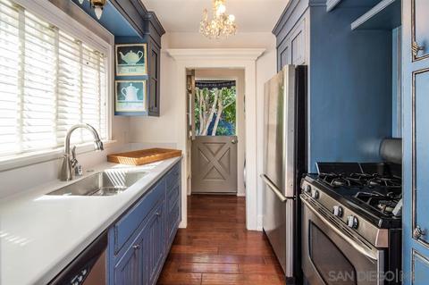 1021 Olive Ave, Coronado, CA 92118 photo 22