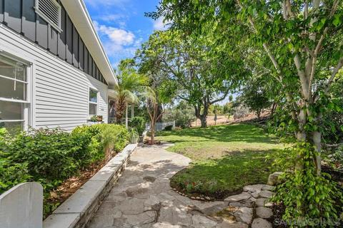 456 Palm Dr, Vista, CA 92084 photo 4