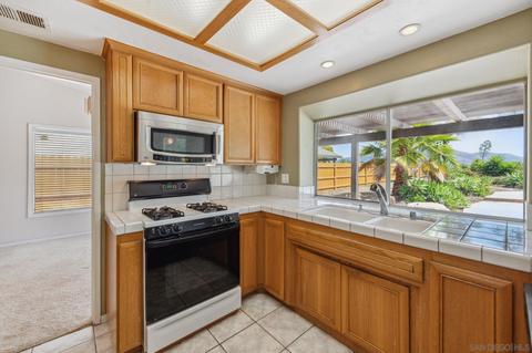 3815 Via Escuda, La Mesa, CA 91941 photo 11