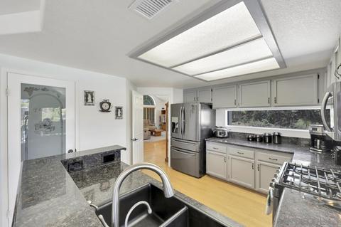 13899 Deanly Ct, Lakeside, CA 92040 photo 5