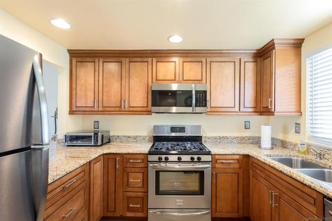 361 Shady Glen Dr, Fallbrook, CA 92028 photo 9