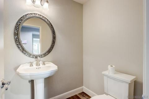 1574 Avenida Guillermo, Oceanside, CA 92056 photo 18