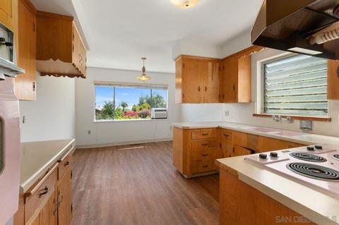 9805 Summit Dr, La Mesa, CA 91941 photo 33