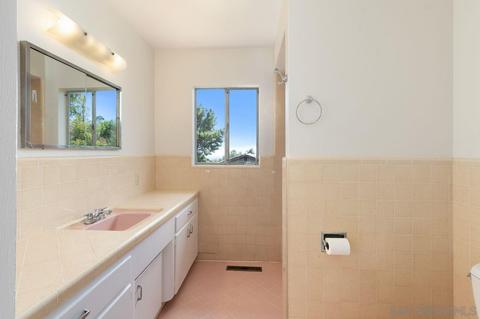 9805 Summit Dr, La Mesa, CA 91941 photo 39