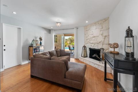 371 San Roque Dr, Escondido, CA 92025 photo 14