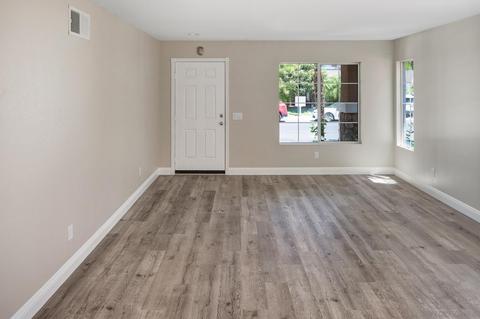 357 Aspen Creek Way, Oceanside, CA 92057 photo 9