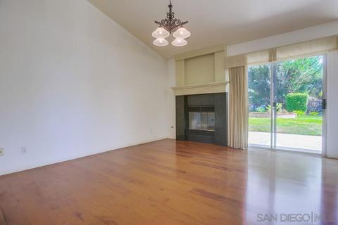 1696 Marbella Dr, Vista, CA 92081 photo 7