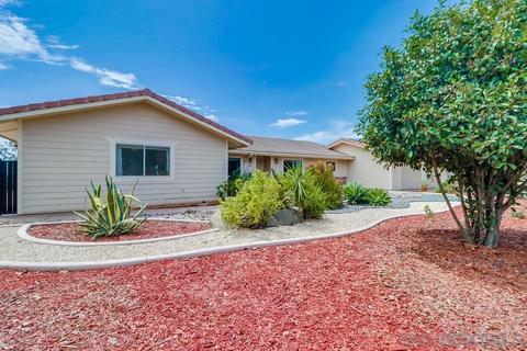 1370 Blue Lilac, Alpine, CA 91901 photo 2