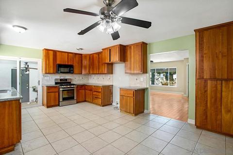1205 Anza, Vista, CA 92084 photo 8