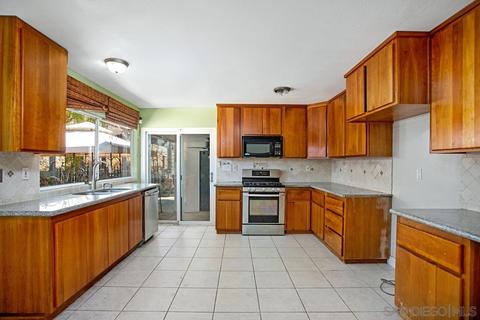 1205 Anza, Vista, CA 92084 photo 10