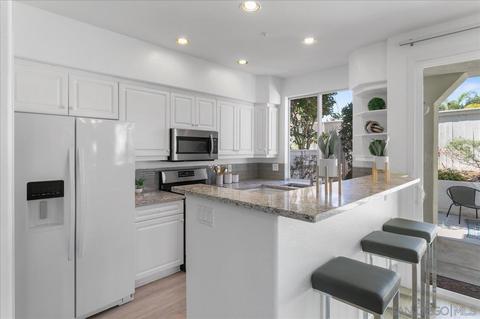606 Sweet Pea Pl, Encinitas, CA 92024 photo 11