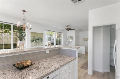 606 Sweet Pea Pl, Encinitas, CA 92024 photo 12
