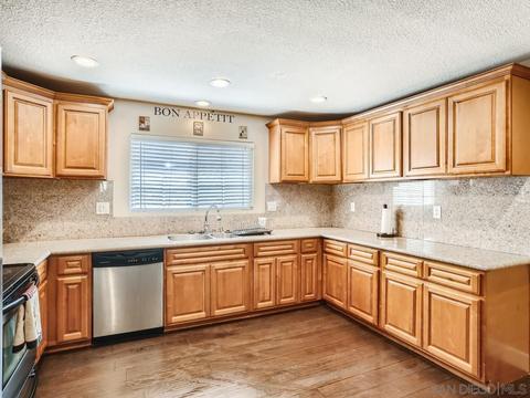 1324 Portola Ave, Spring Valley, CA 91977 photo 6