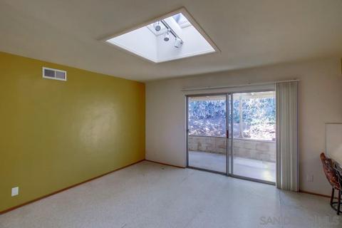8109 Vista Dr, La Mesa, CA 91941 photo 9