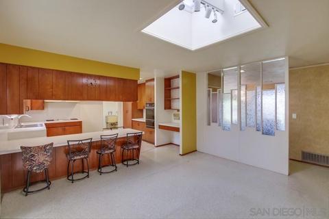 8109 Vista Dr, La Mesa, CA 91941 photo 11