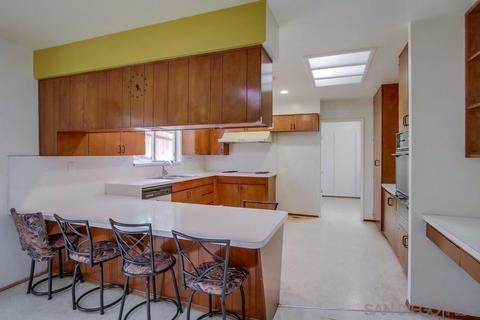 8109 Vista Dr, La Mesa, CA 91941 photo 12