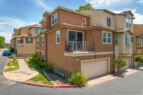 9811 Old Tree Ln, Santee, CA 92071 photo 2