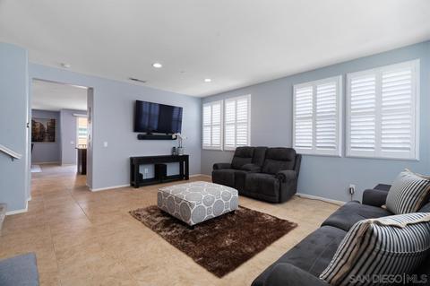 9811 Old Tree Ln, Santee, CA 92071 photo 5