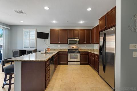 9811 Old Tree Ln, Santee, CA 92071 photo 10