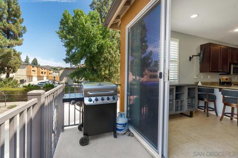 9811 Old Tree Ln, Santee, CA 92071 photo 13