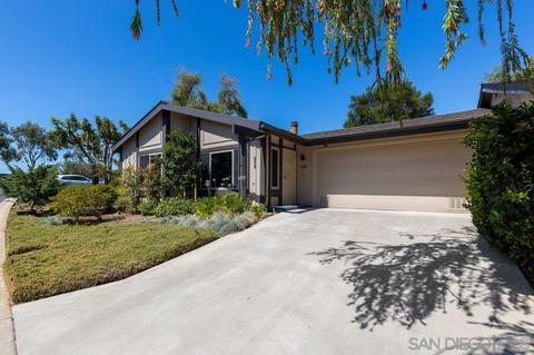 741 Nob Cir, Vista, CA 92084 photo 2